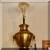 DL42. Large brass table lamp.